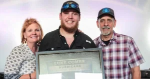 Luke Combs Mum Rhonda and Dad on NU Country TV